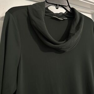 Susan Graver Premier Tunic Top Women's M Green Down Asymmetrical Liquid Knit